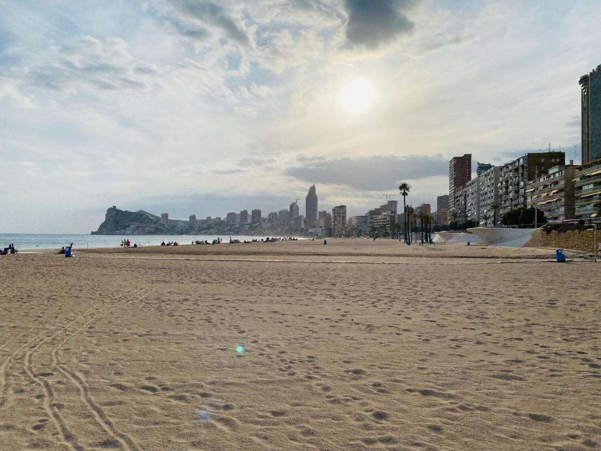 Апартаменти Sunset Waves Benidorm Sea View Екстер'єр фото