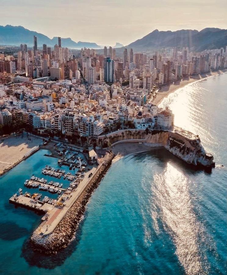 Апартаменти Sunset Waves Benidorm Sea View Екстер'єр фото