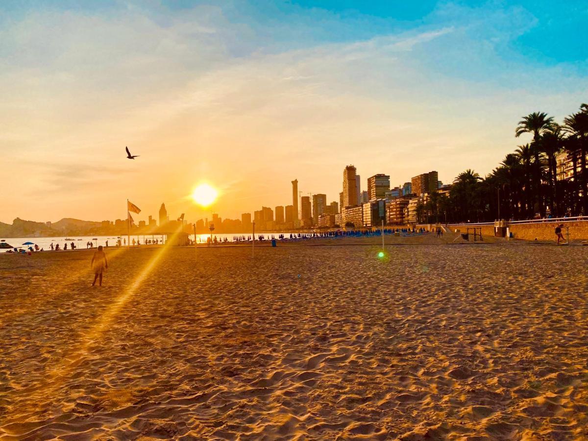 Апартаменти Sunset Waves Benidorm Sea View Екстер'єр фото